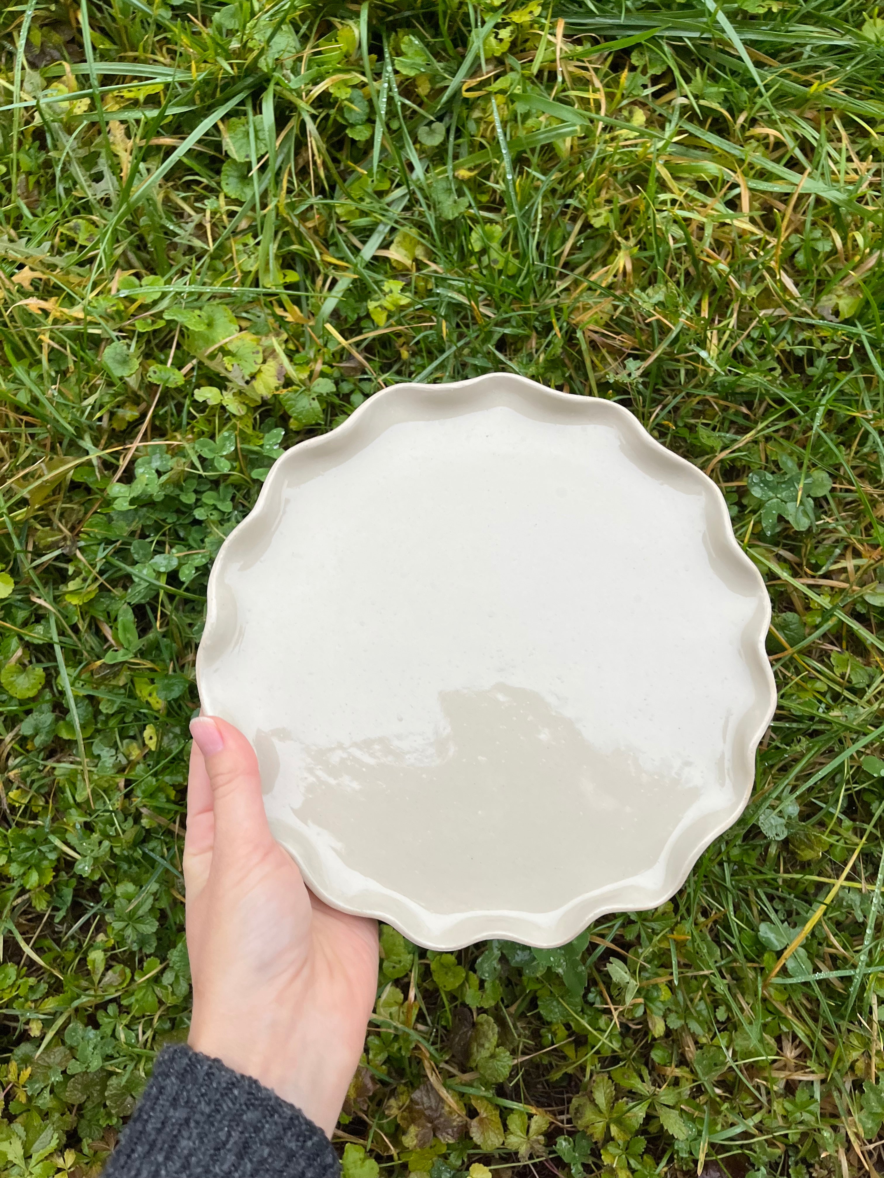 Handmade Ceramic Wavy Dinner Plate