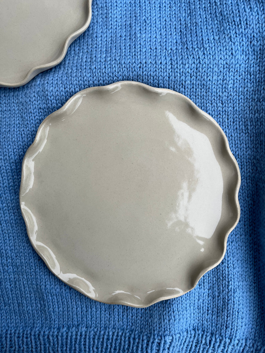 Handmade Ceramic Wavy Dinner Plate